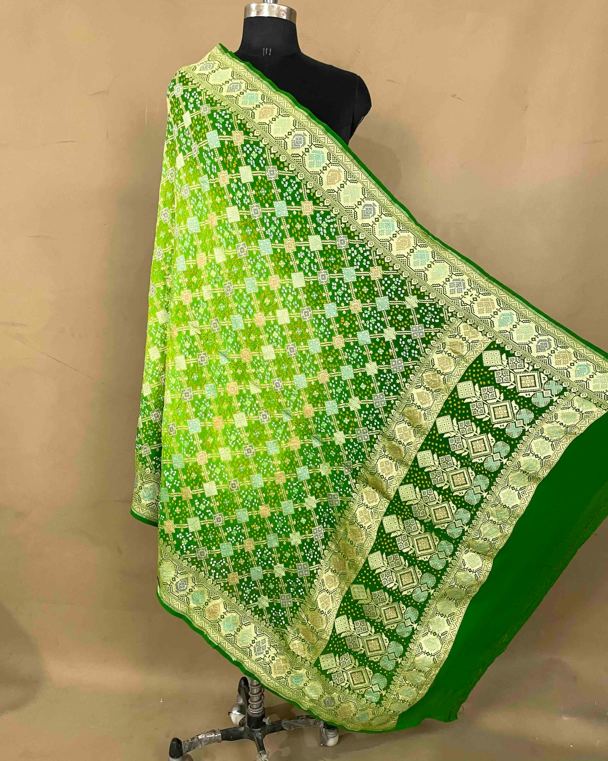 Green Shaded Meenakari Bandhani Dupatta