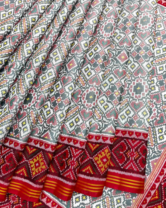 Red & White Manekchowk Patola Saree