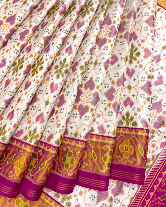 Pink & White New Chhabdi Design Patola Saree