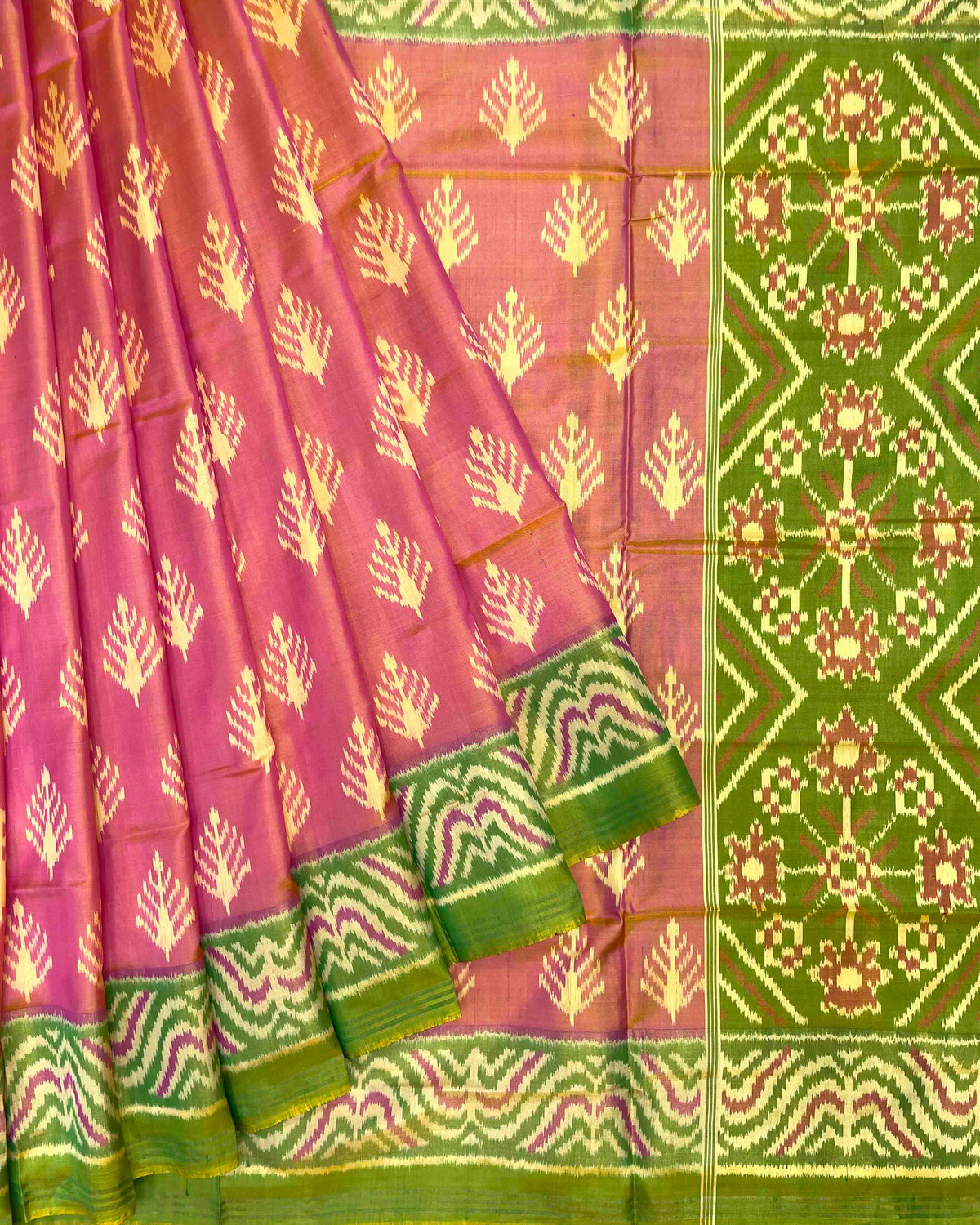 Parrot Green & Peack Pink Fancy Leaves Patola Saree