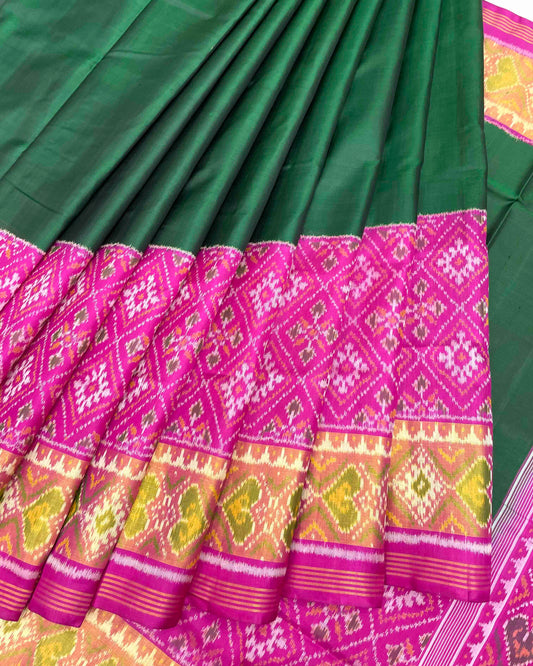 Pink & Green Plain with Panchanda Scut Border Patola Saree