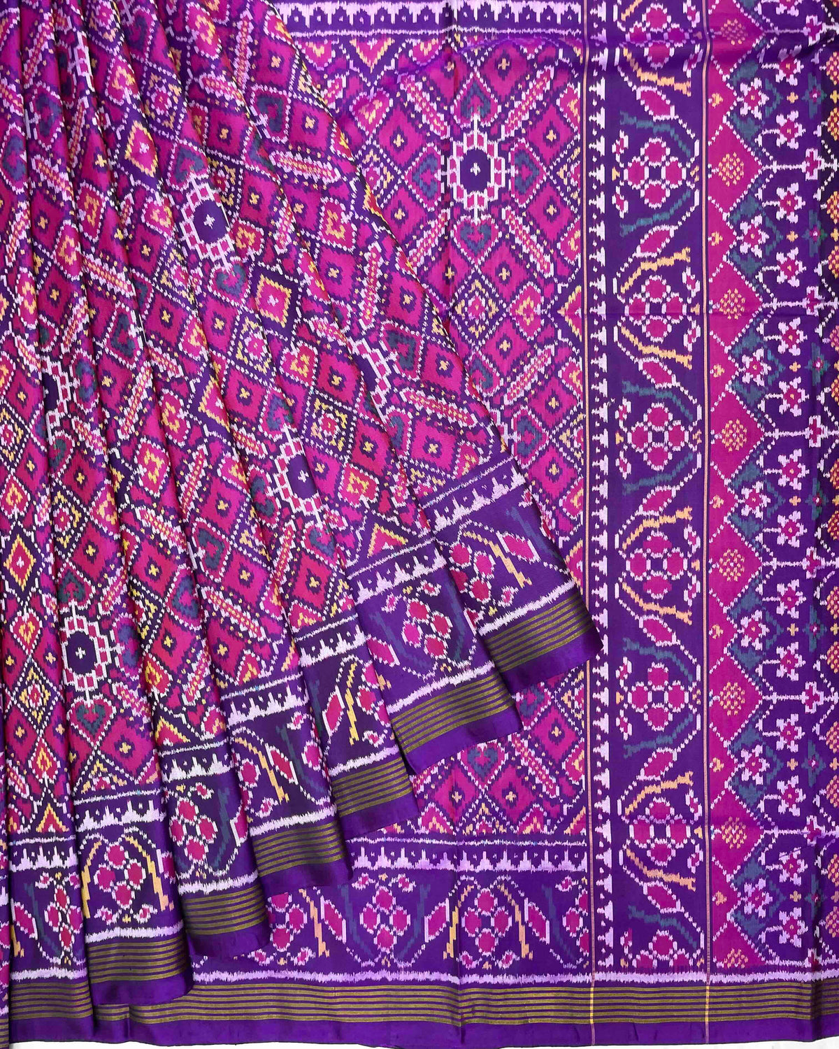 Purple & Pink Manekchowk Patola Saree