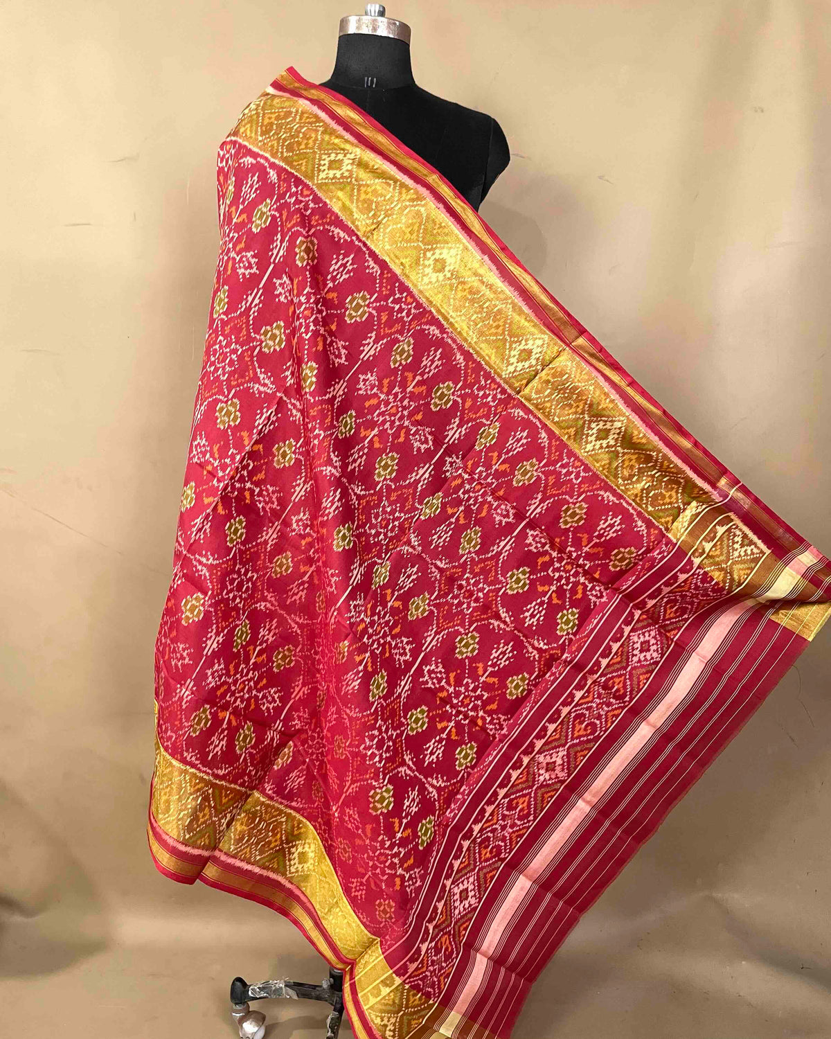 Red Chhabdi Patola Dupatta