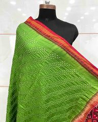 Red & Green with Narikunj Pallu Bandhani Patola Duaptta