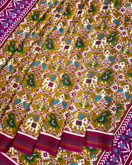 Pink & Golden Narikunj Desing Patola Saree