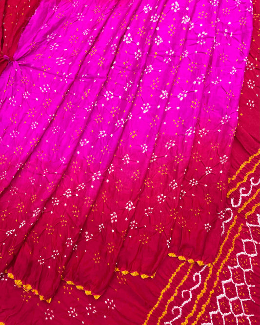 Red & Pink Shaded Gajji Silk Bandhani Saree