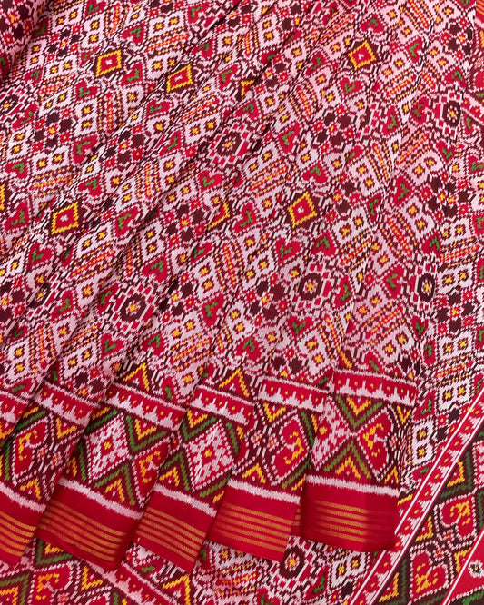 Red & White Manekchwok Twill Patola Saree