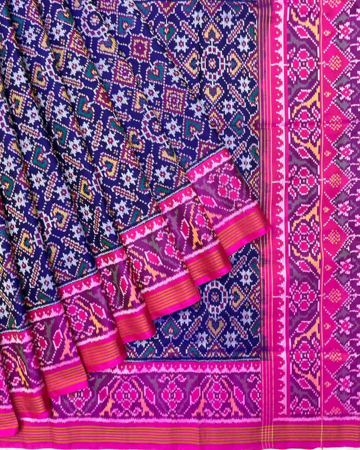 Pink & Blue Manekchowk Patola Saree