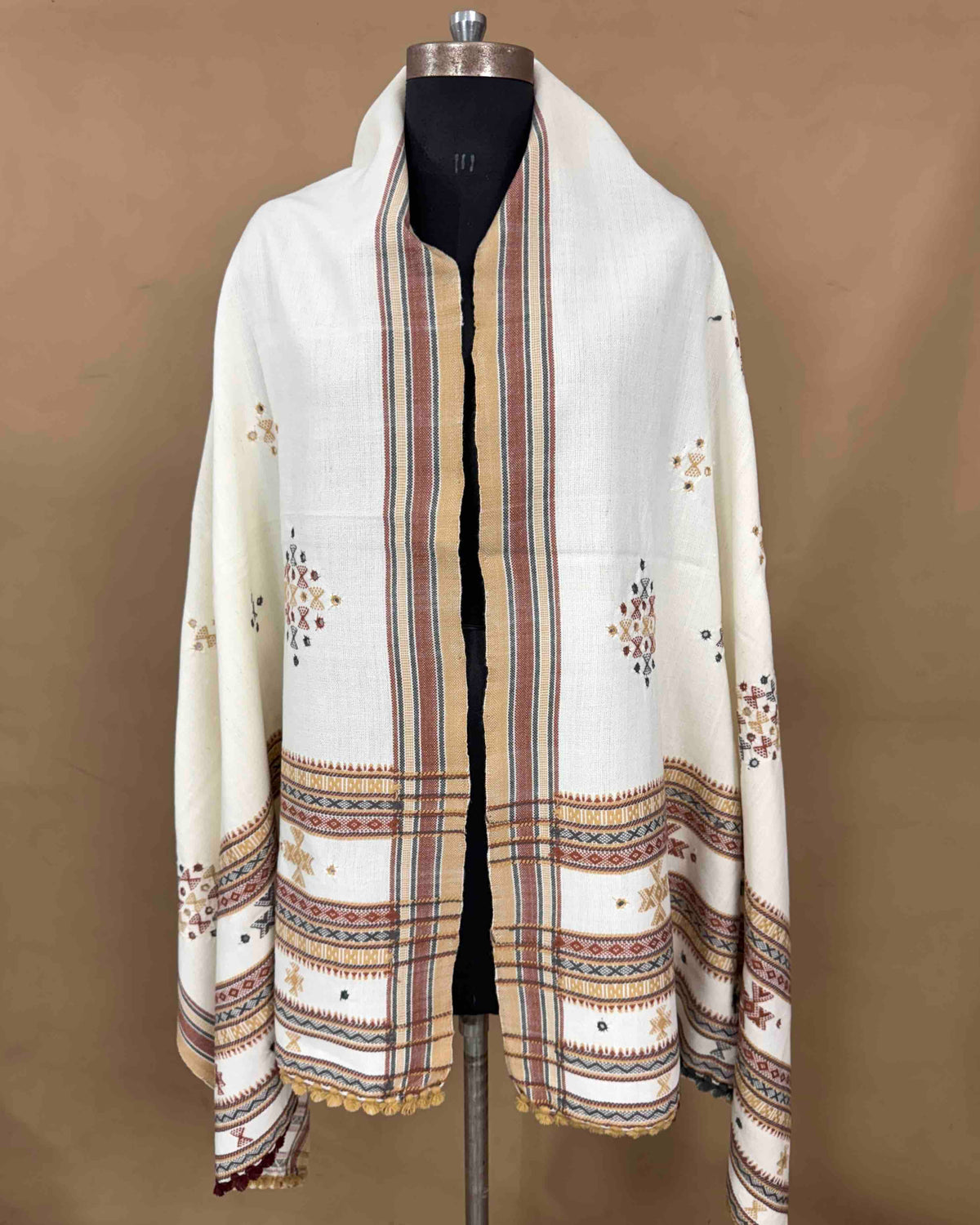 Off White Butta Mirror Kutchi Woolen Shawl