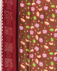 Red & Redish Brown Flower Pichhwai Bandhani Saree