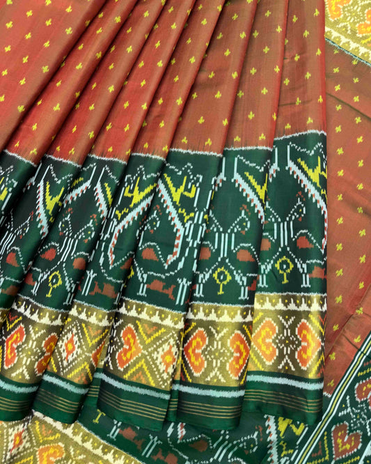 Green & Rust Doted with Peacock Scut Border Patola Saree