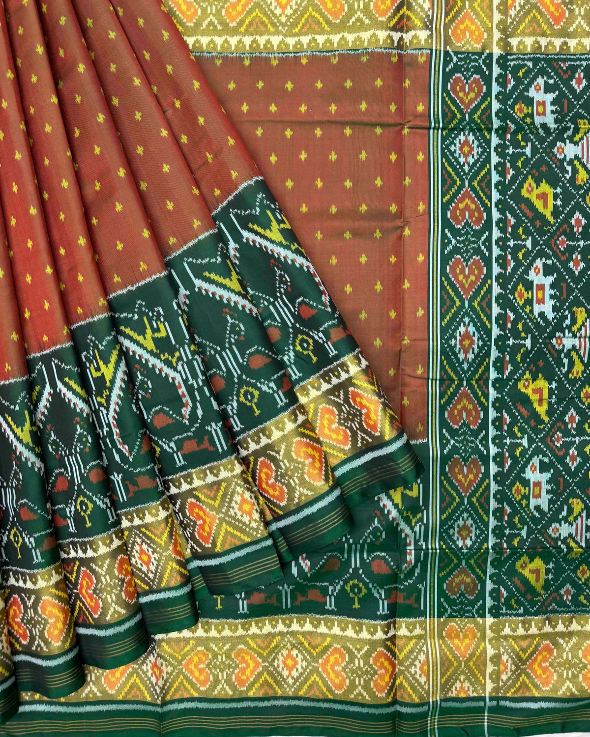 Green & Rust Doted with Peacock Scut Border Patola Saree