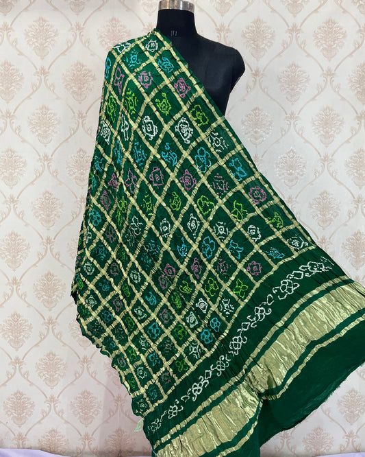 Zari chex Bandhani Dupatta - SindhoiPatolaArt