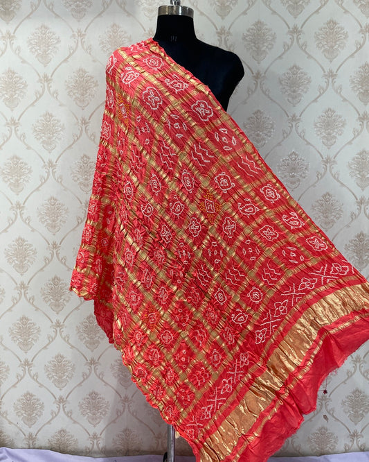 Zari Chex Gaji Silk Dupatta - SindhoiPatolaArt